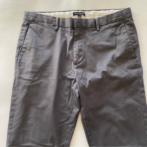 Banana Republic Men’s 36x34 (Actual 36x31.5) Fulton Skinny Chino Pants Gray - Picture 3 of 13